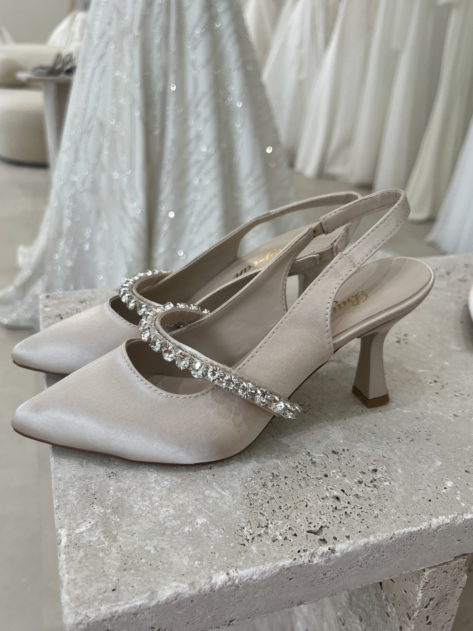 escarpin en satin Cendrillon d